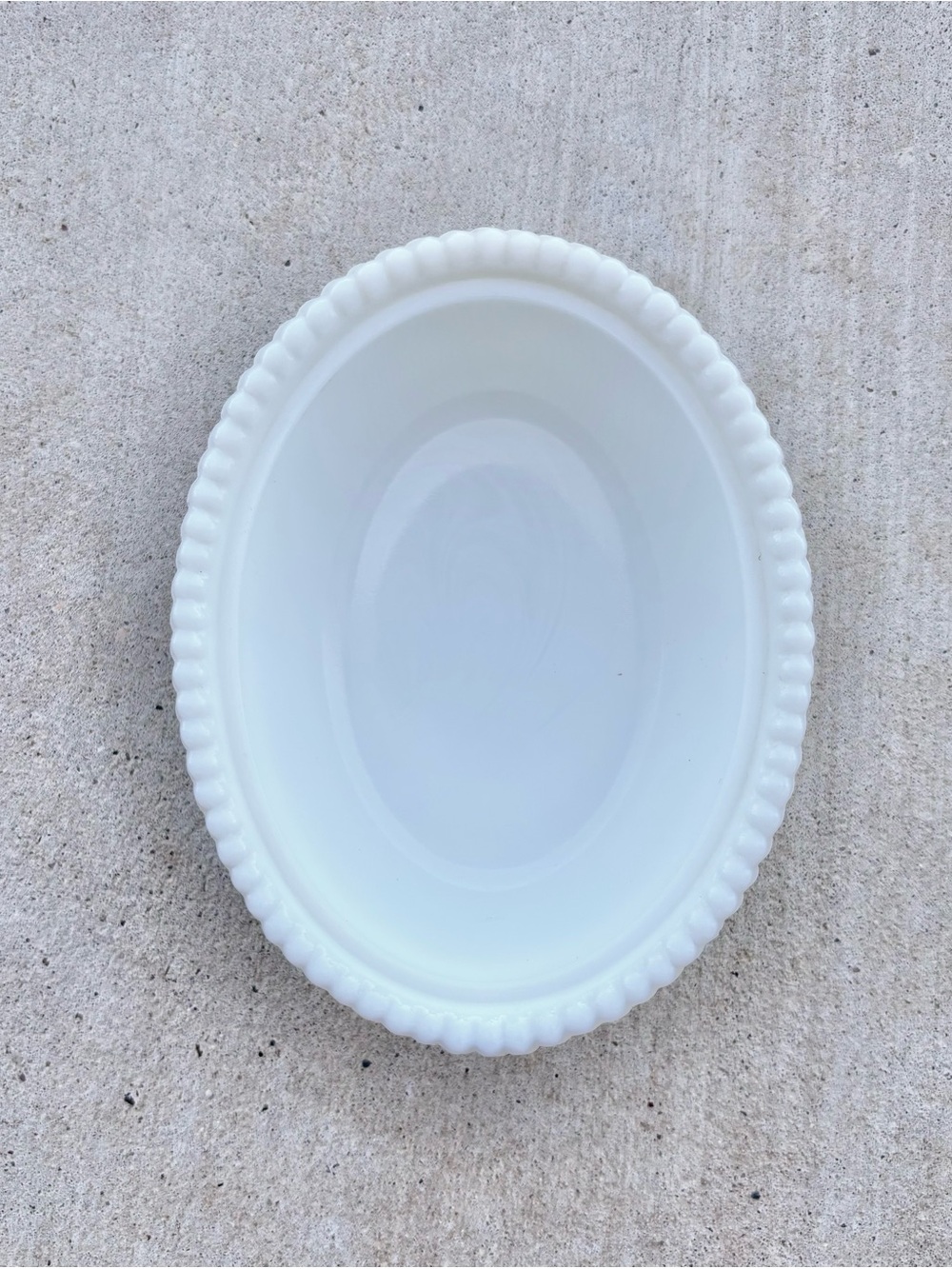 Westmoreland White Milk Glass Hen on Nest Covered Dish Red Comb Vintage 50s 60s - Picture 5 of 8